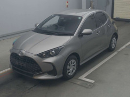 Toyota Toyota YARIS HYBRID - X